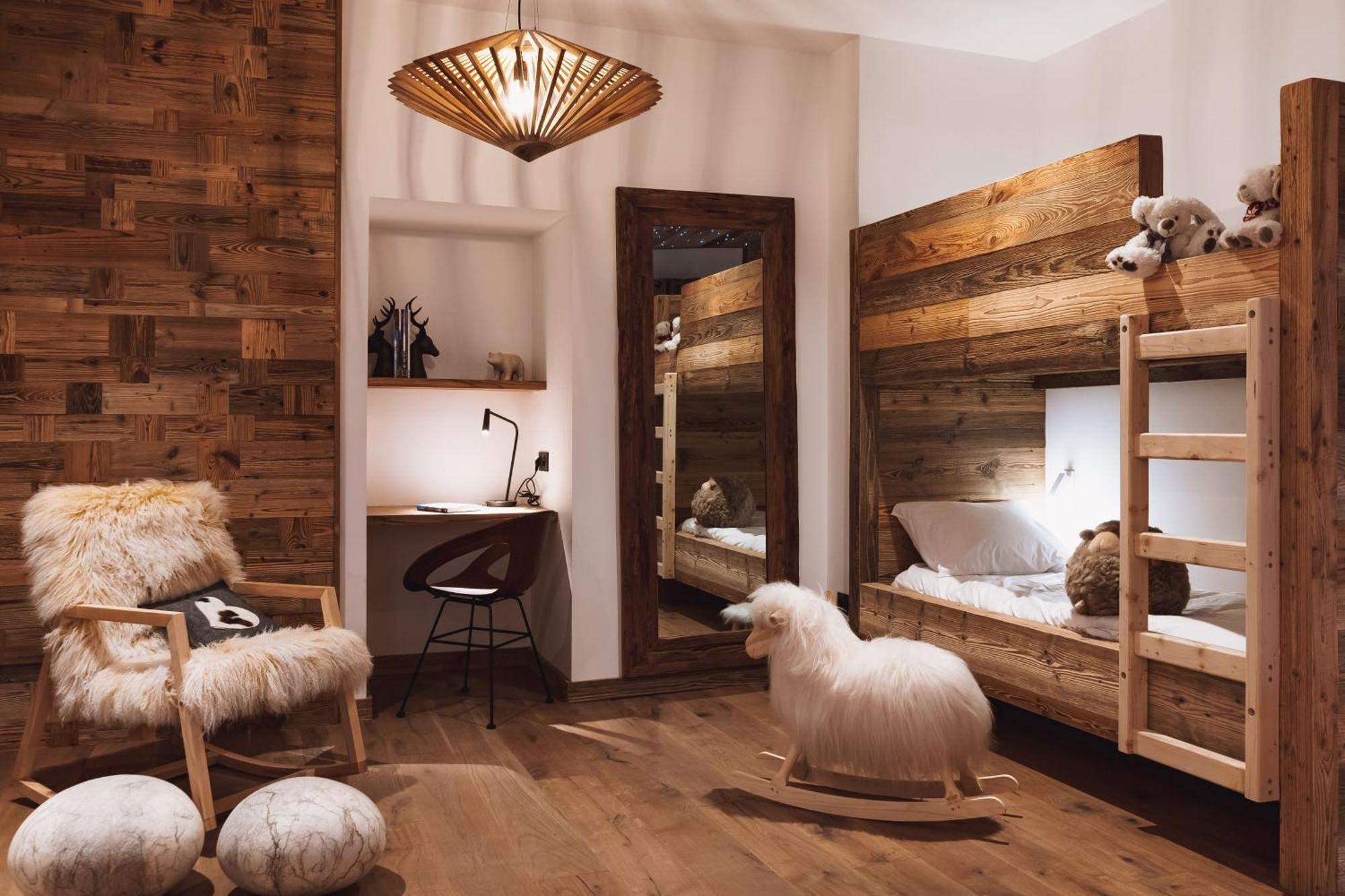 Grand Hotel L'Ermitage Font-Romeu-Odeillo-Via المظهر الخارجي الصورة
