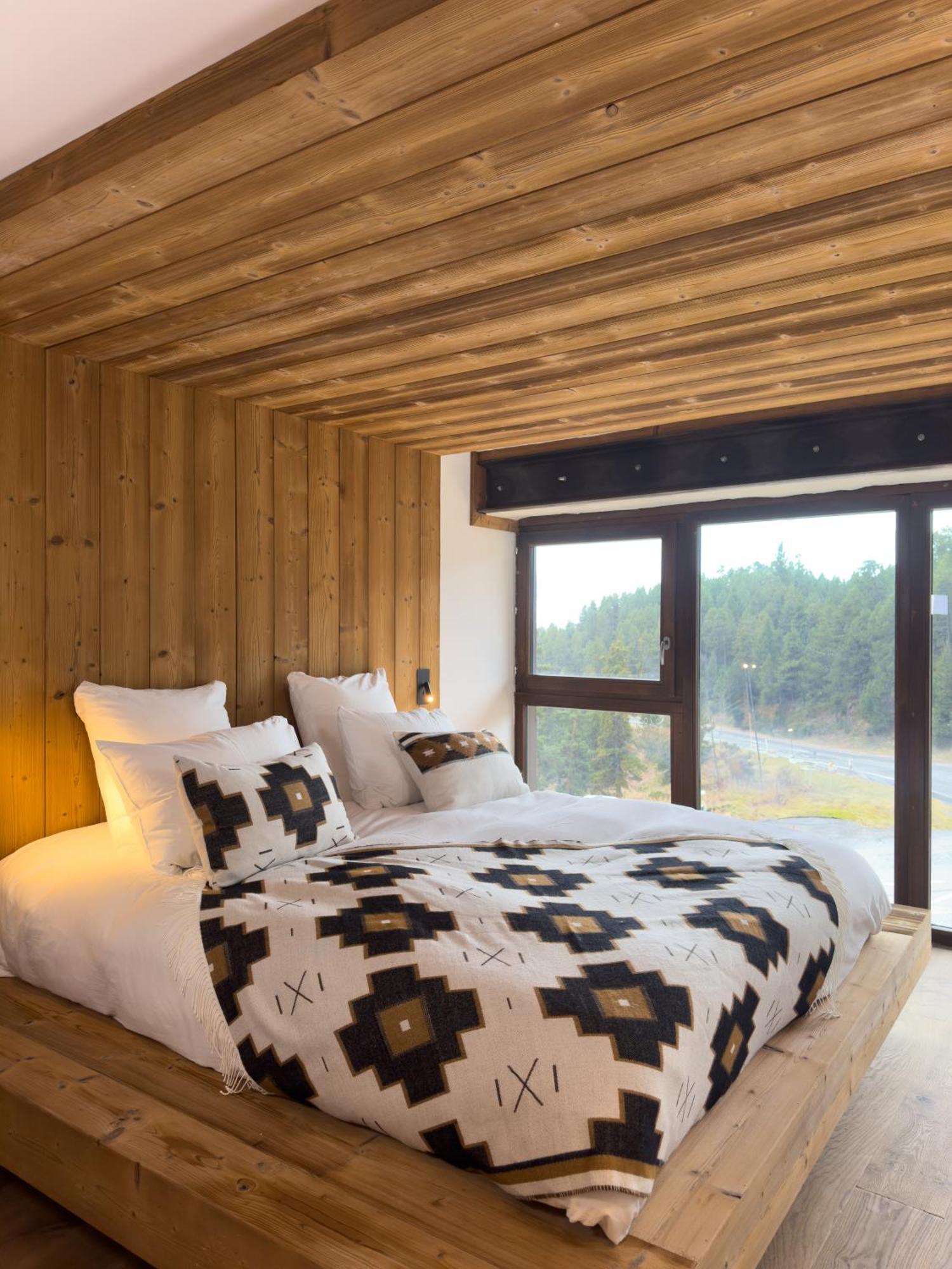 Grand Hotel L'Ermitage Font-Romeu-Odeillo-Via المظهر الخارجي الصورة